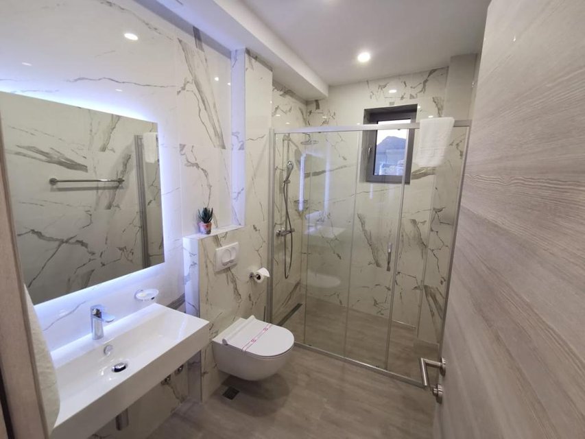 Wave Hotel Sutomore